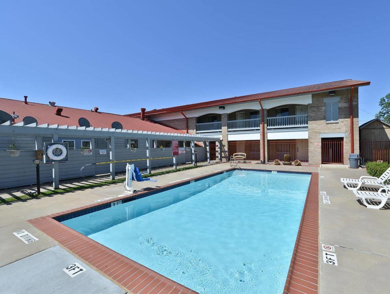 Americas Best Value Inn Columbus Eksteriør billede